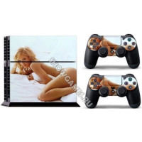 Виниловая наклейка PS4 (Девушка)